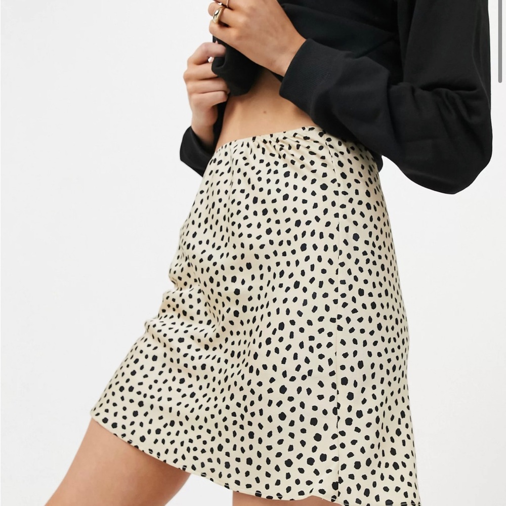 ASOS DESIGN mini satin slip skirt in animal print. Size 12.